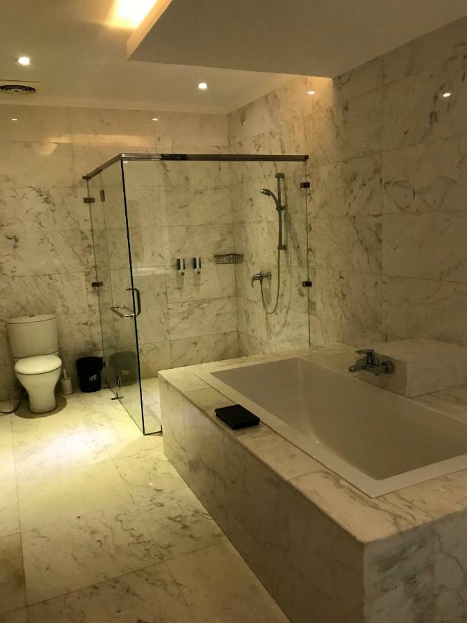Indigo Dream Surf & Holiday Retreat Улувату Екстер'єр фото